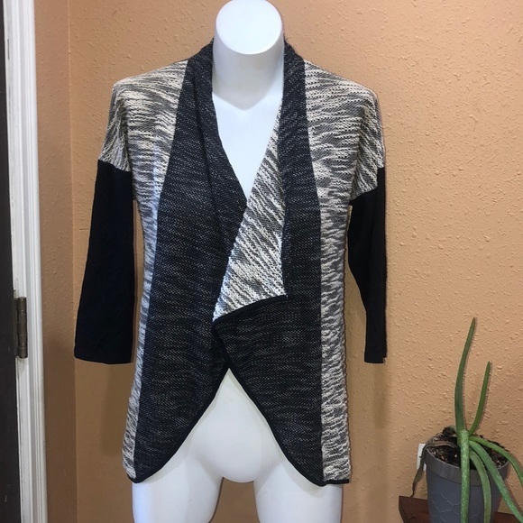 Cable & Gauge Open Knit Cardigan